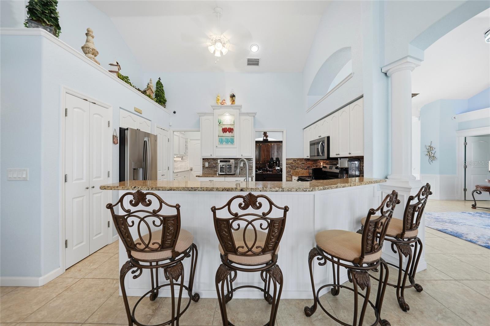 Image 14 of 73 For 9325 St Paul Drive