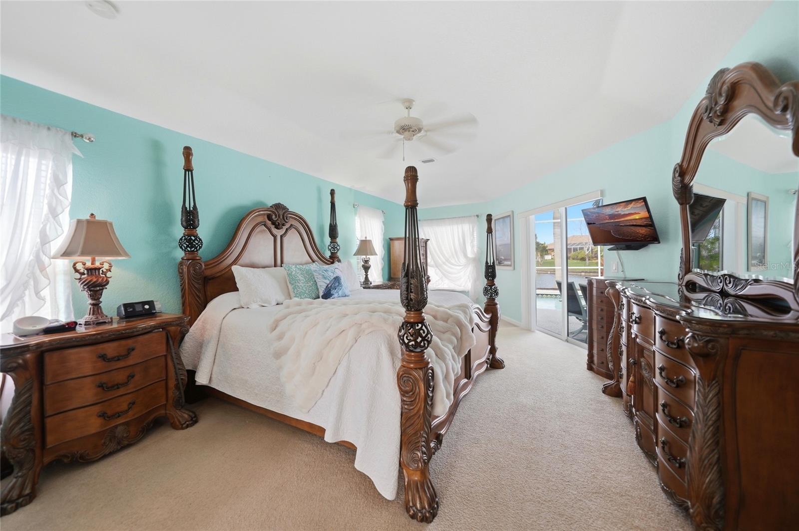 Image 24 of 73 For 9325 St Paul Drive