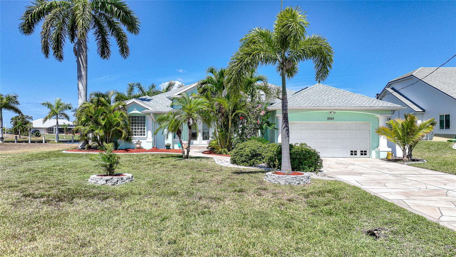 Image 6 of 73 For 9325 St Paul Drive