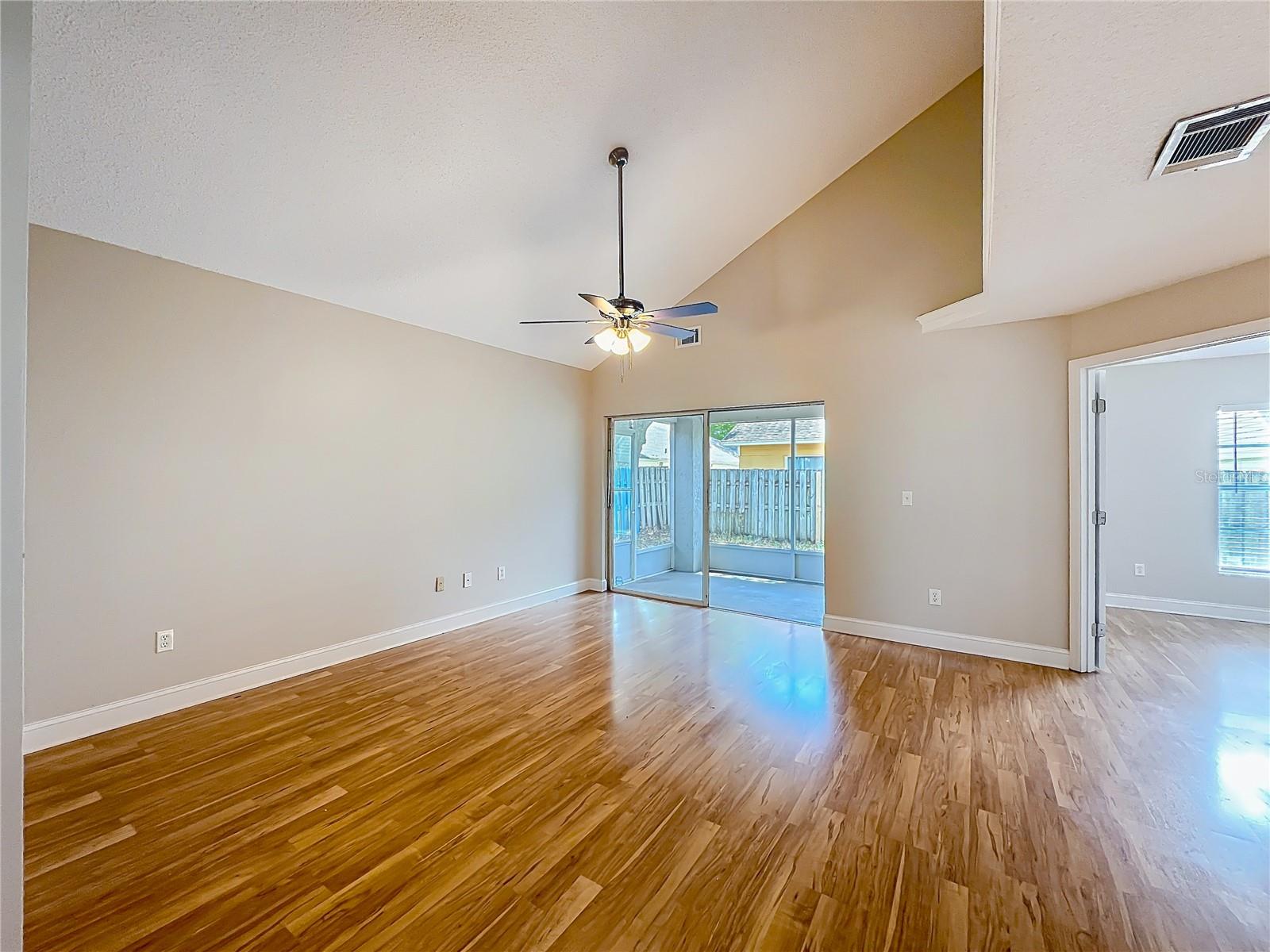 Image 9 of 62 For 12300 Gingham Court