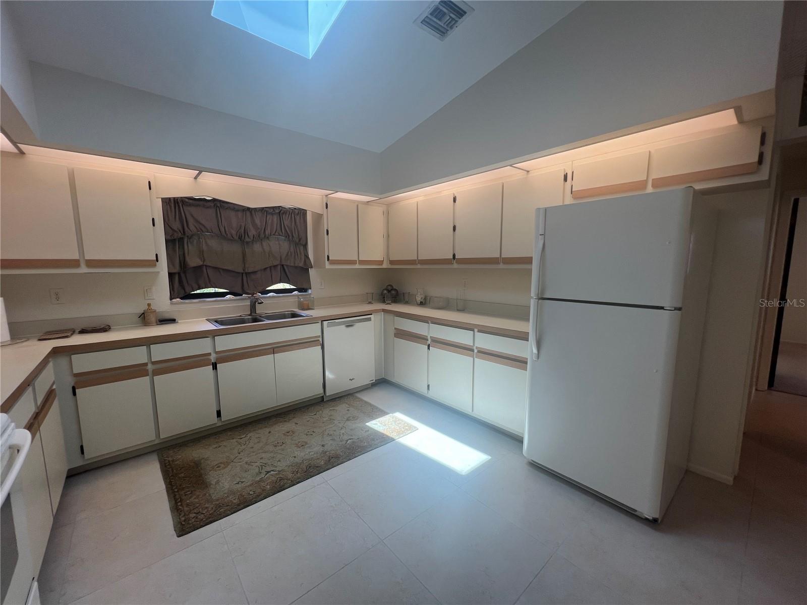 Image 11 of 45 For 21212 Burkhart Drive