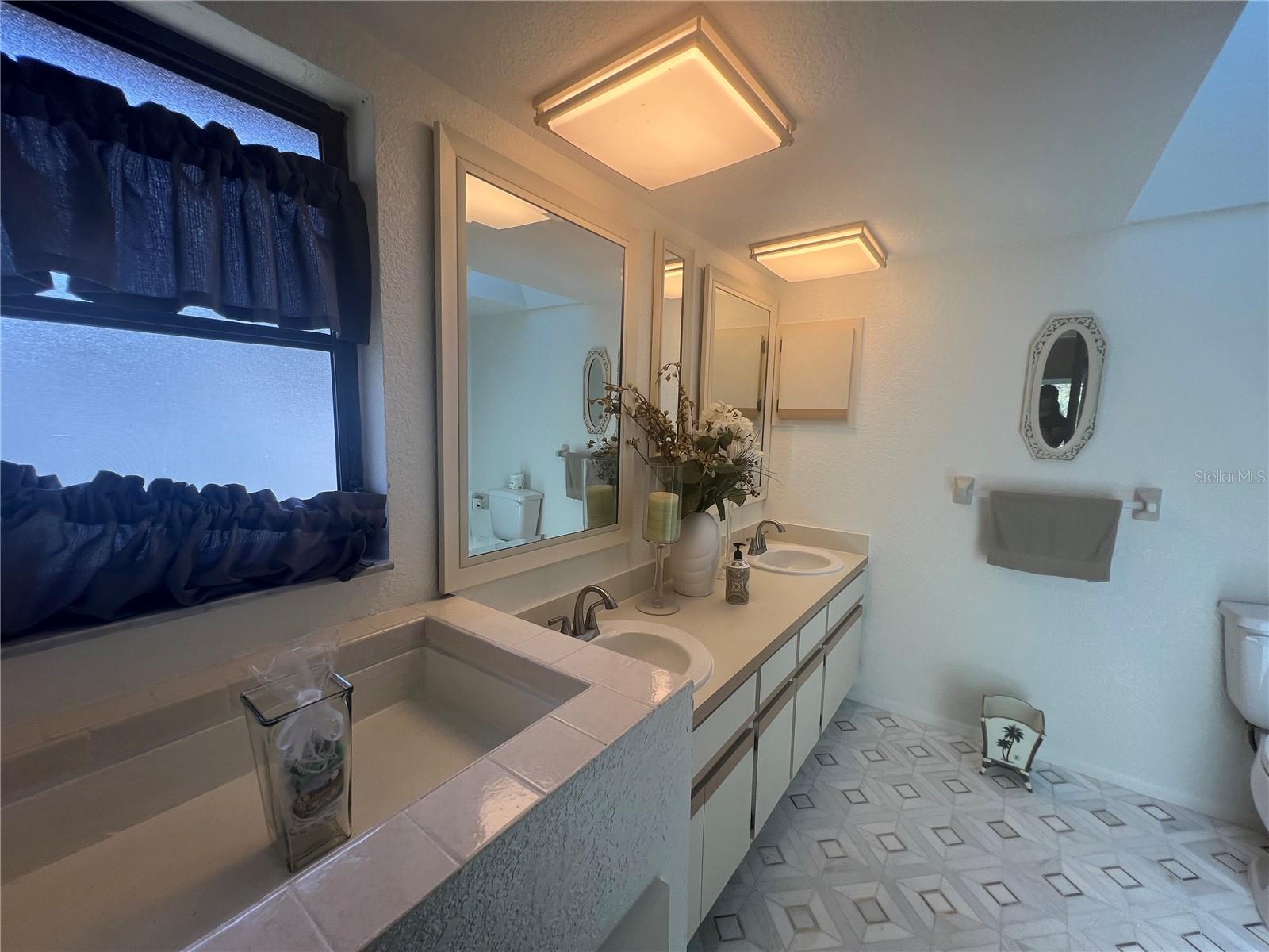 Image 26 of 45 For 21212 Burkhart Drive