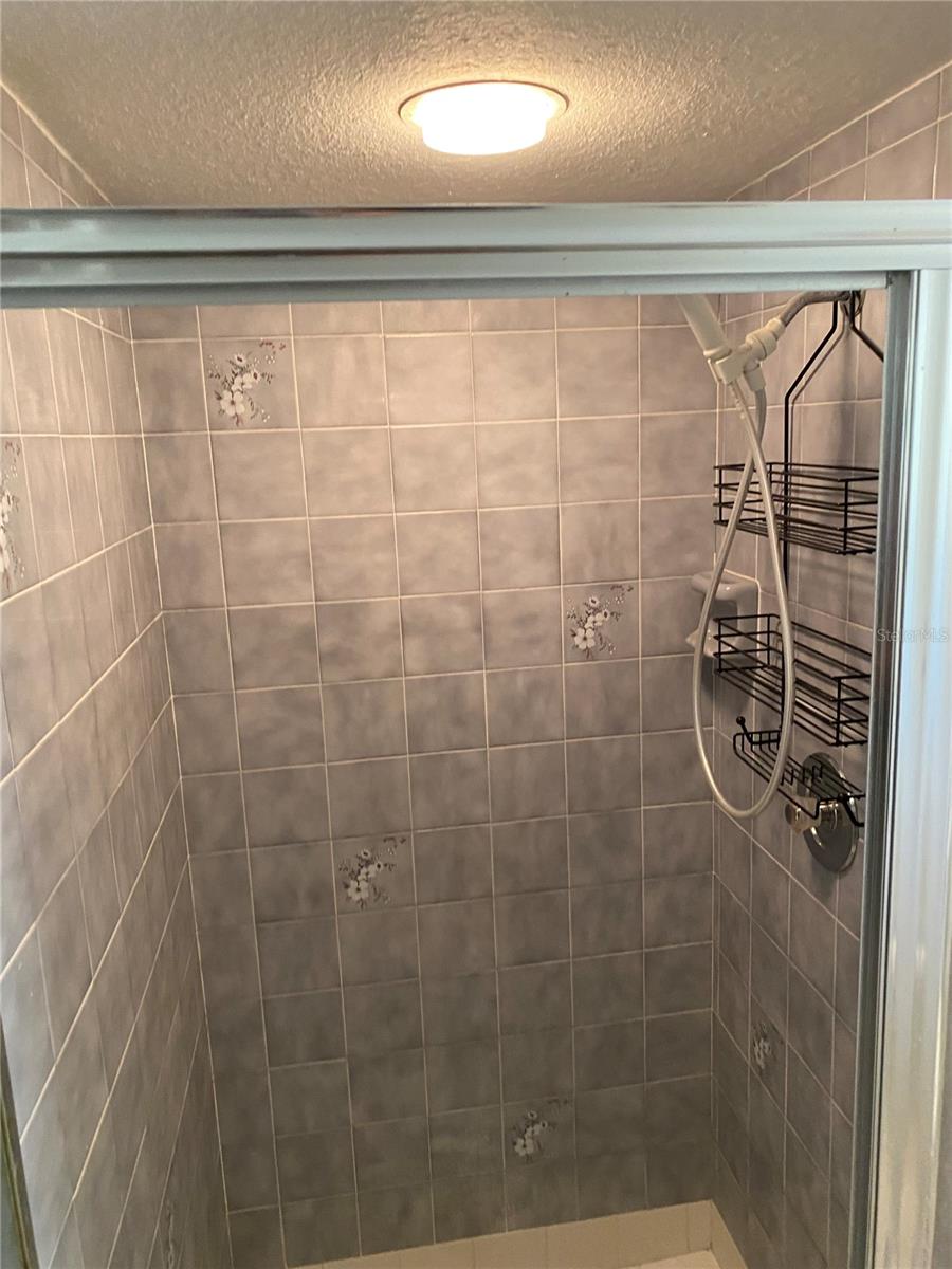 Image 24 of 37 For 9191 Gewant Boulevard