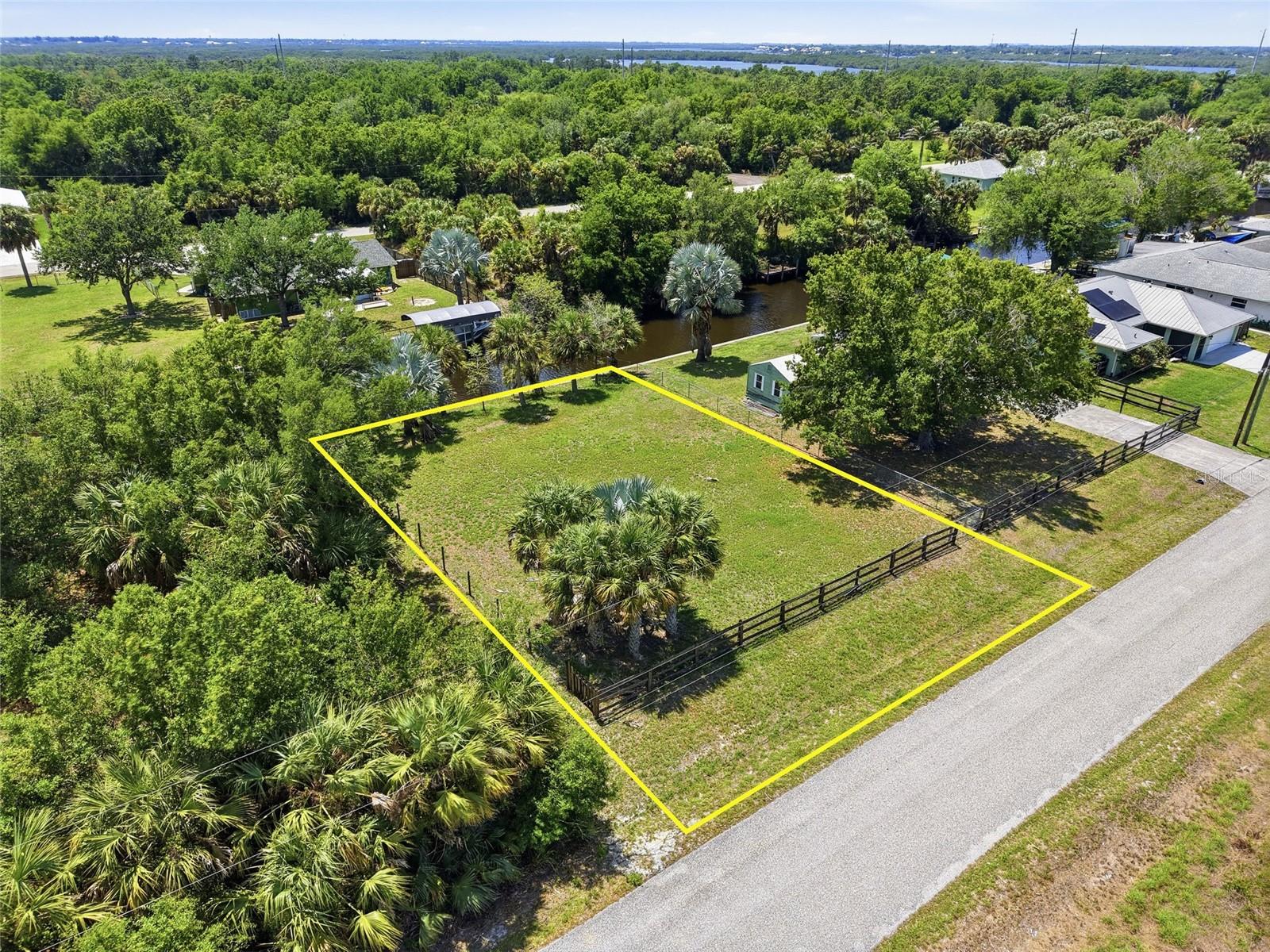 Image 7 of 7 For 28451 Sabal Palm Drive