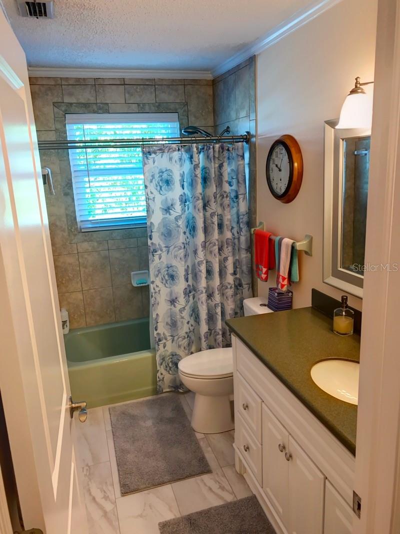 Image 8 of 21 For 323 Dolphin Parkway