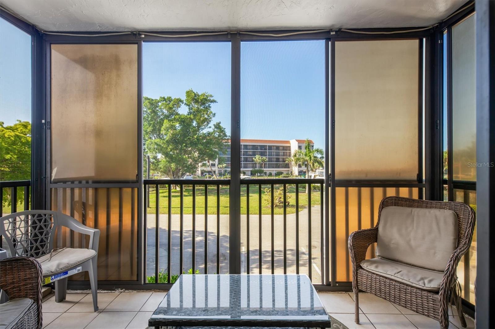 Image 14 of 50 For 25188 Marion Avenue A108