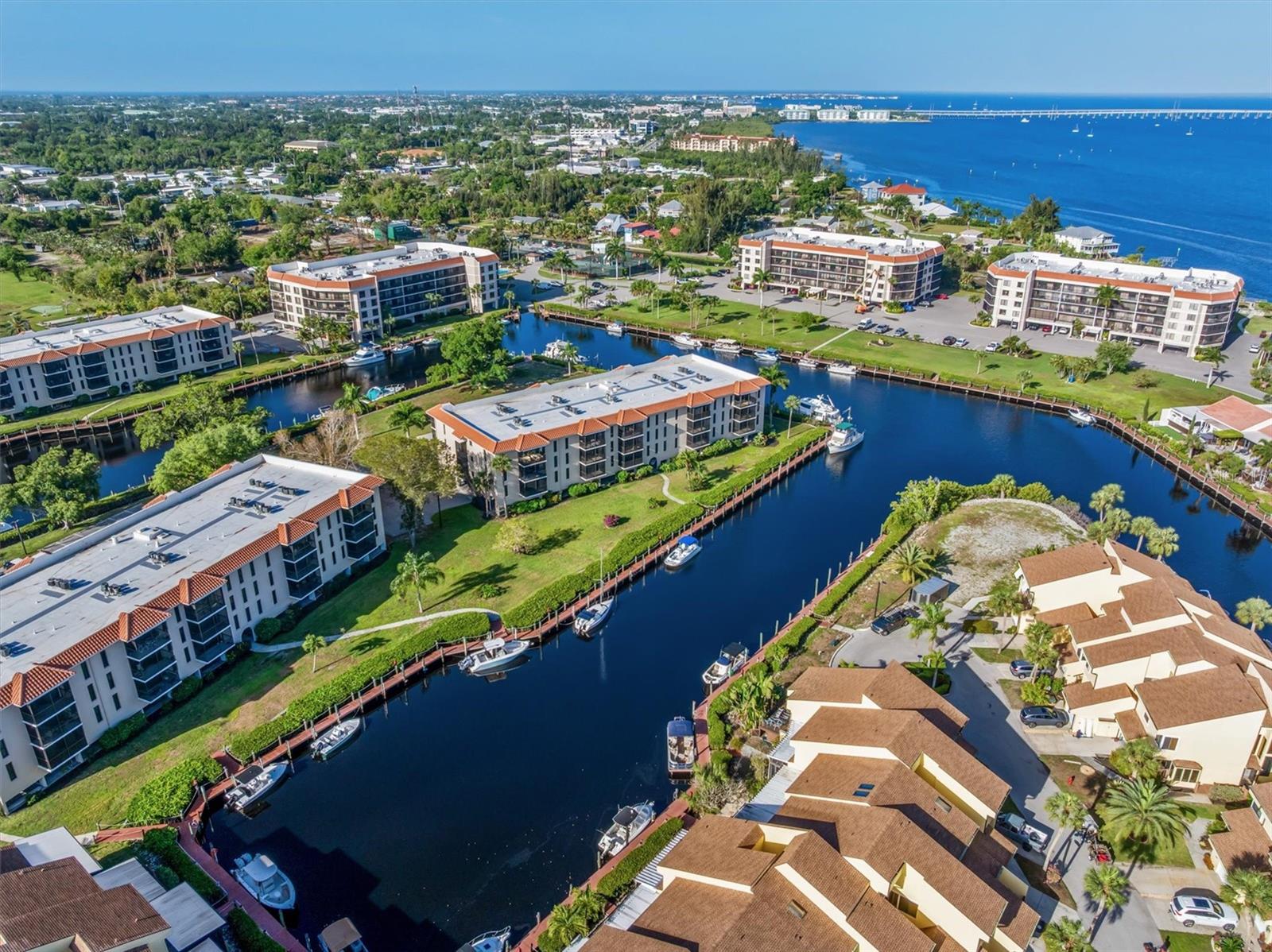 Image 35 of 50 For 25188 Marion Avenue A108