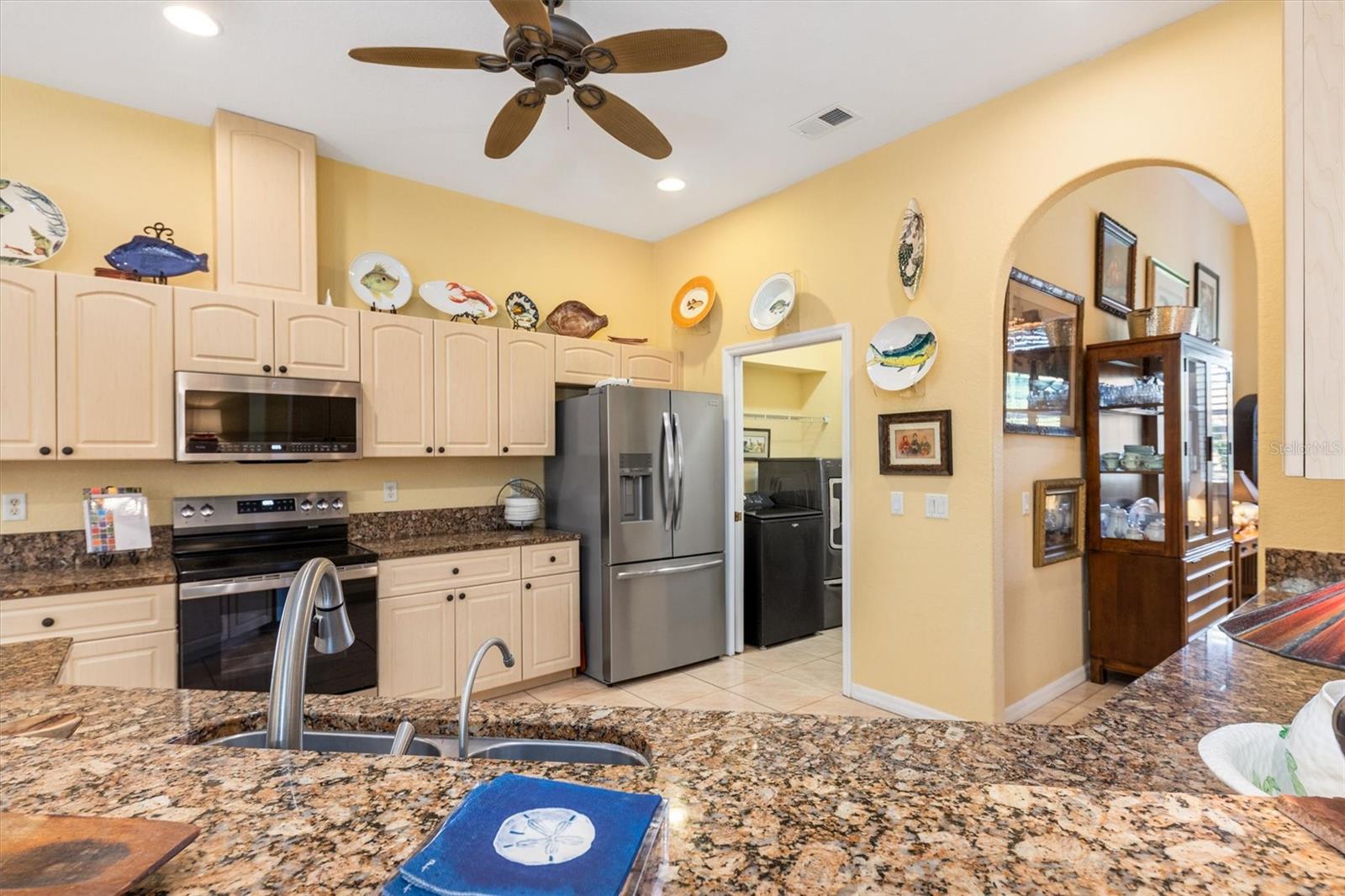 Image 11 of 44 For 3999 January Avenue