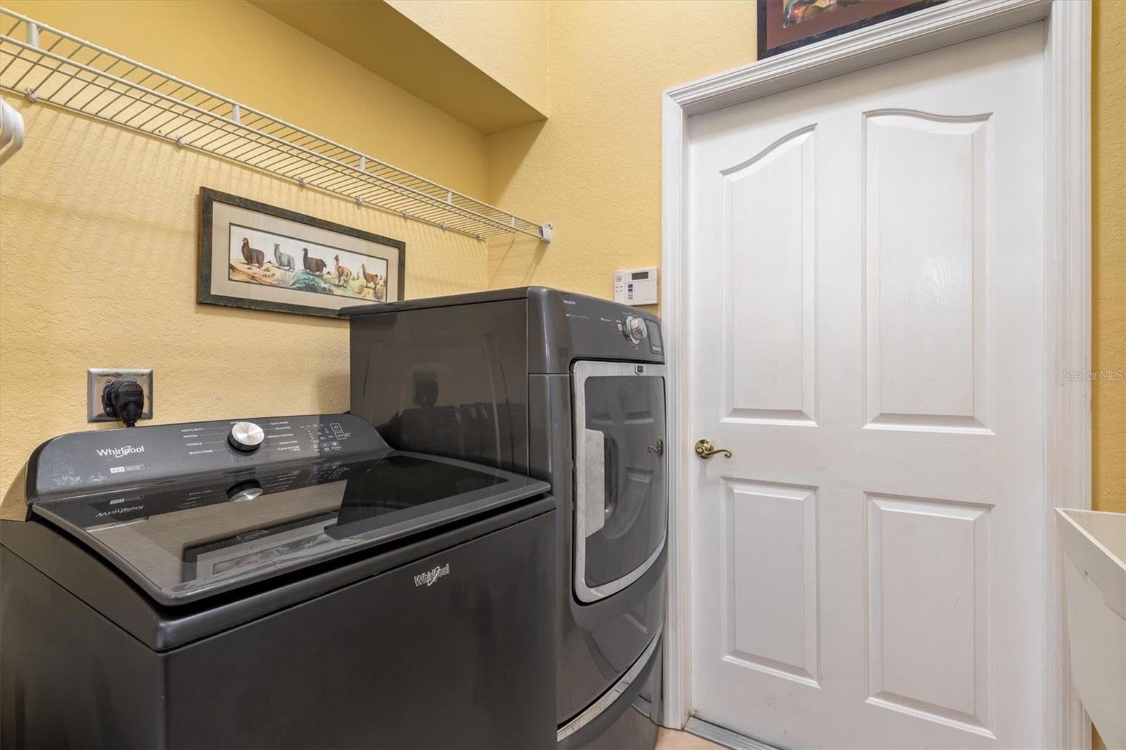 Image 29 of 44 For 3999 January Avenue