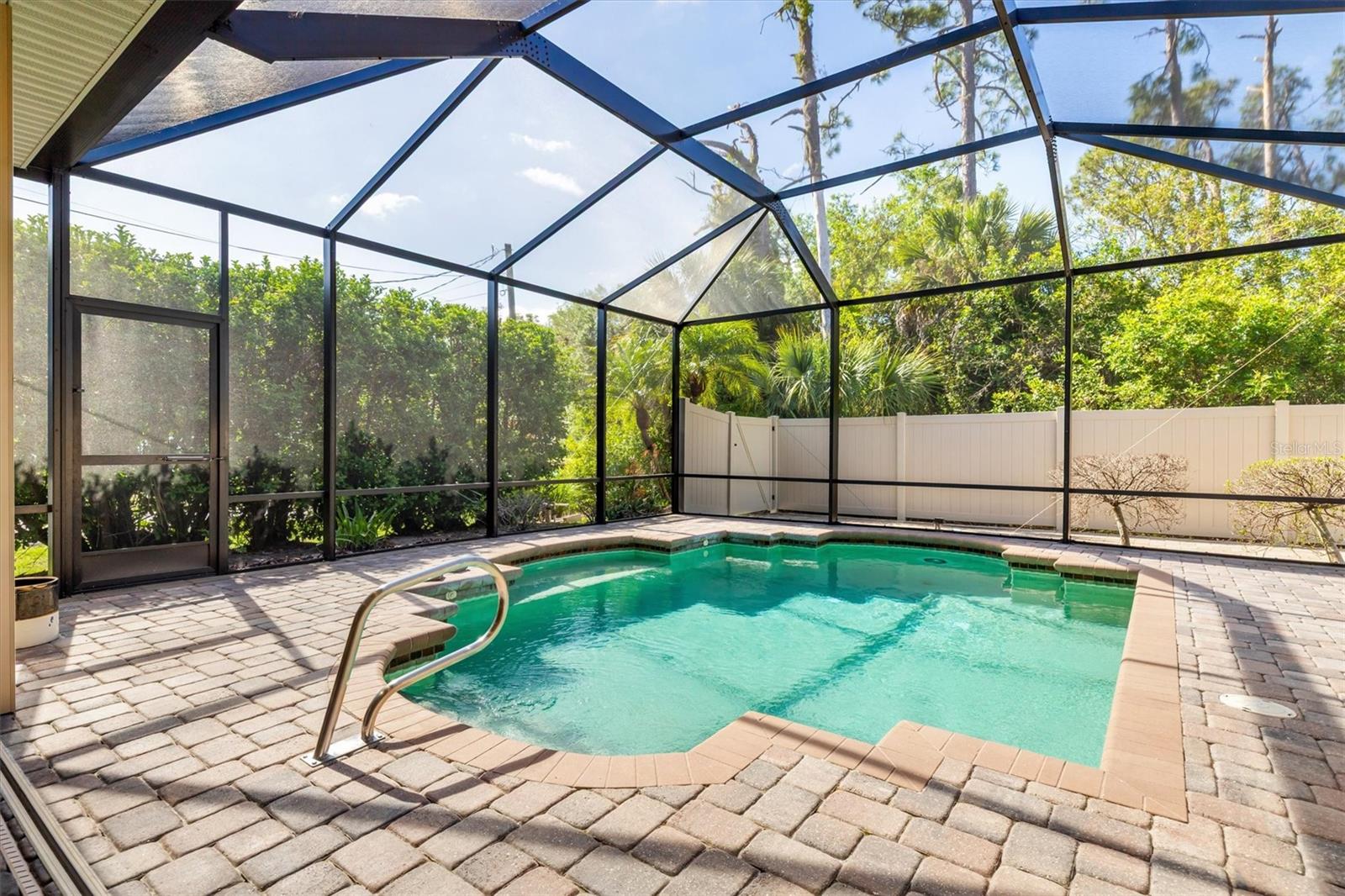 Image 34 of 44 For 3999 January Avenue