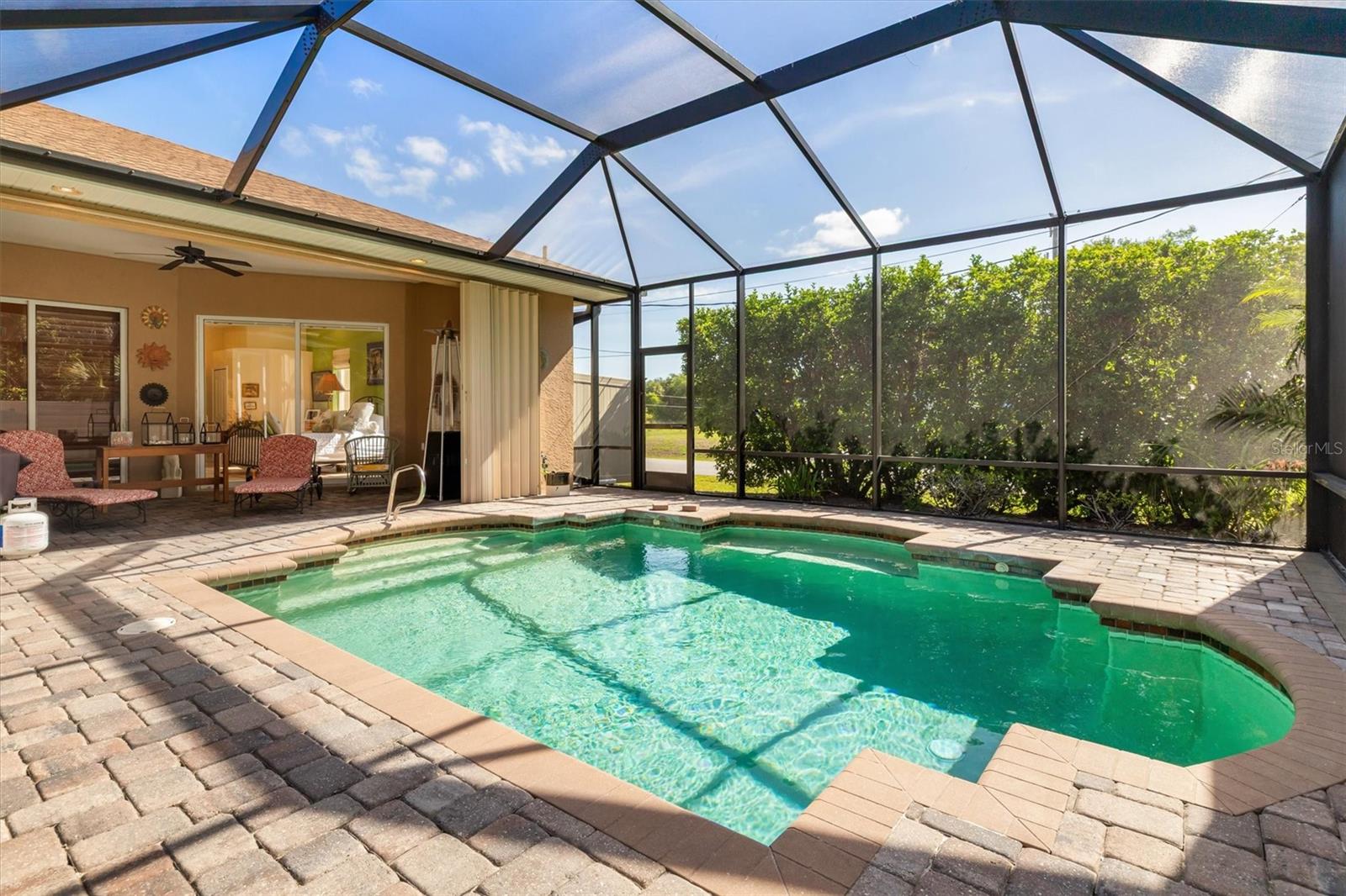 Image 36 of 44 For 3999 January Avenue