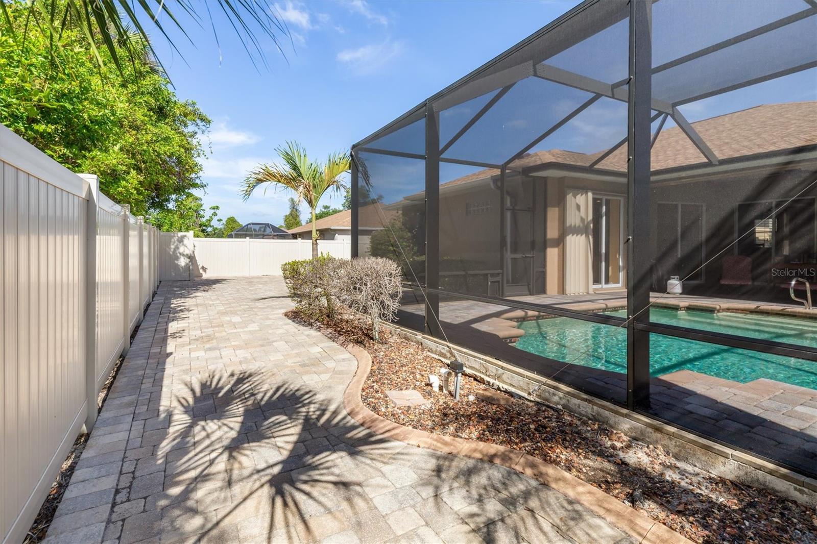 Image 39 of 44 For 3999 January Avenue