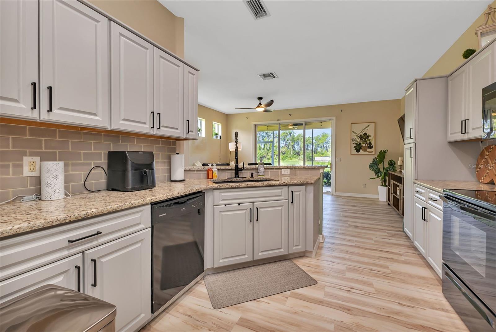 Image 15 of 26 For 2274 Mulberry Lane