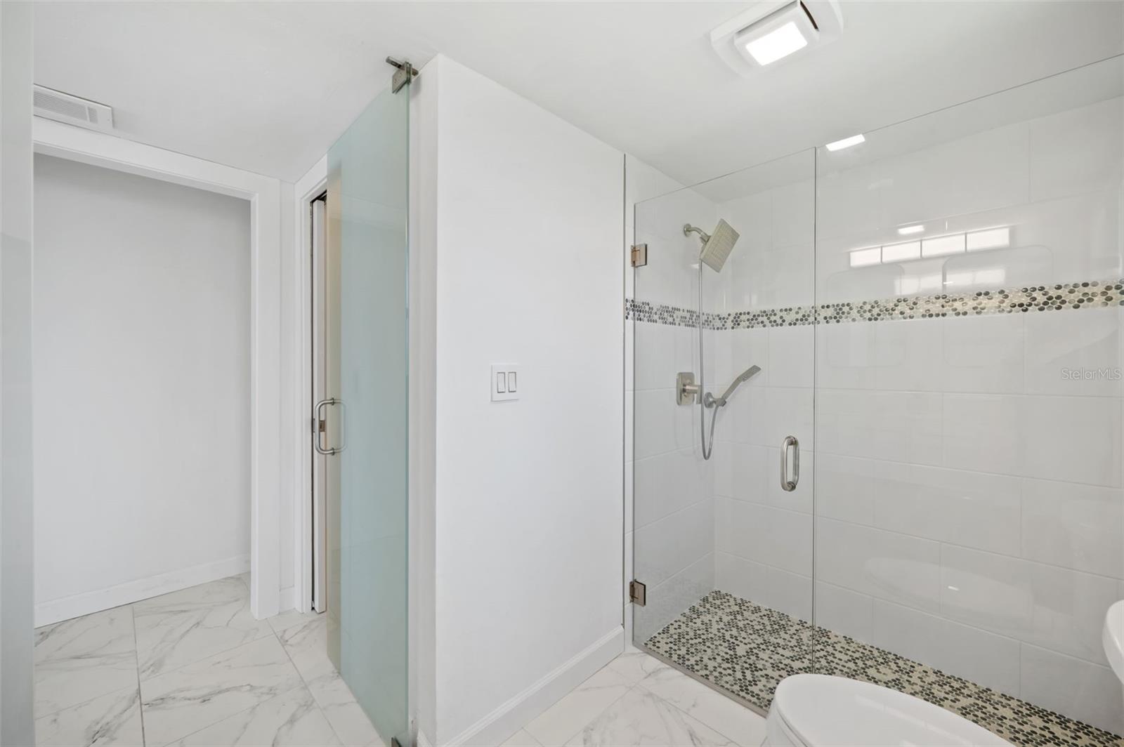 Image 22 of 49 For 1223 51st Street