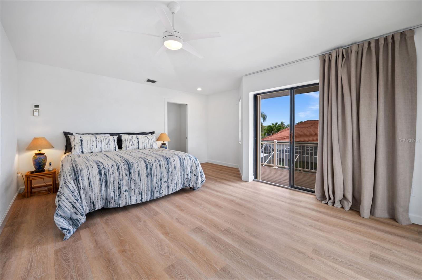 Image 29 of 49 For 1223 51st Street