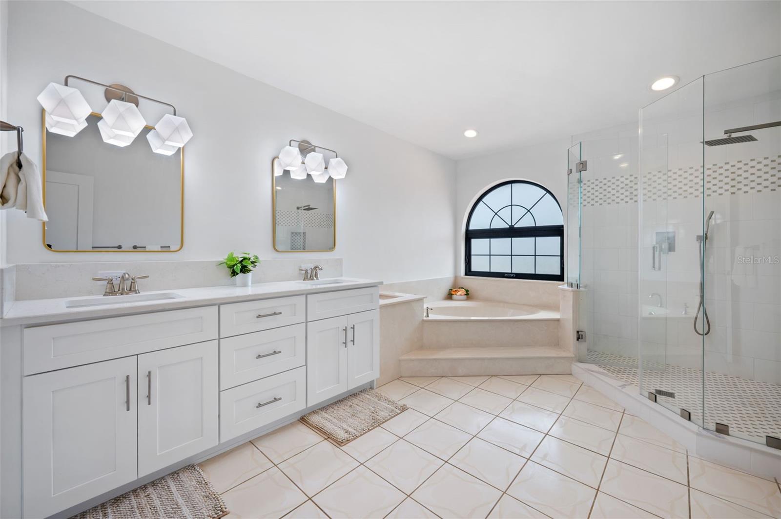 Image 32 of 49 For 1223 51st Street