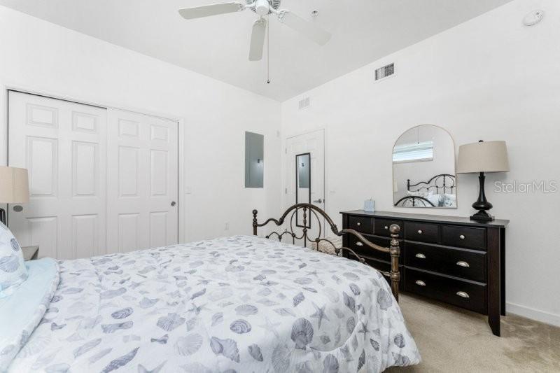 Image 25 of 52 For 2001 Bal Harbor Boulevard 2412