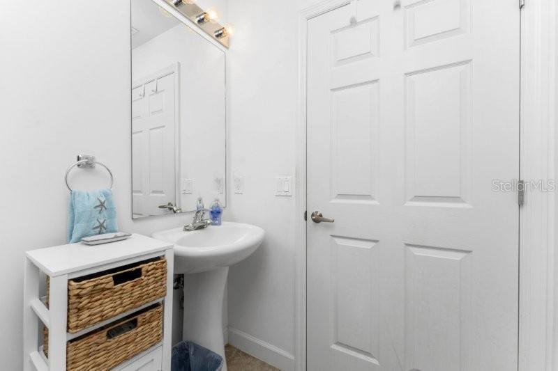 Image 28 of 52 For 2001 Bal Harbor Boulevard 2412