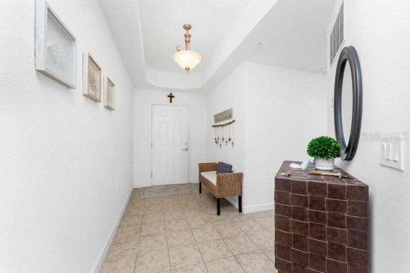 Image 3 of 52 For 2001 Bal Harbor Boulevard 2412