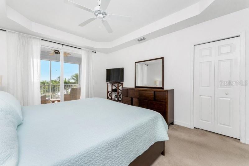 Image 30 of 52 For 2001 Bal Harbor Boulevard 2412