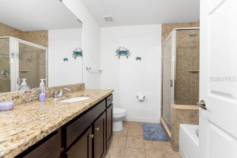 Image 32 of 52 For 2001 Bal Harbor Boulevard 2412