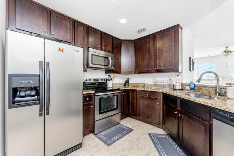 Image 5 of 52 For 2001 Bal Harbor Boulevard 2412