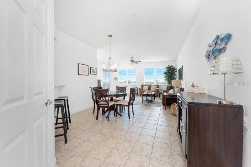 Image 9 of 52 For 2001 Bal Harbor Boulevard 2412