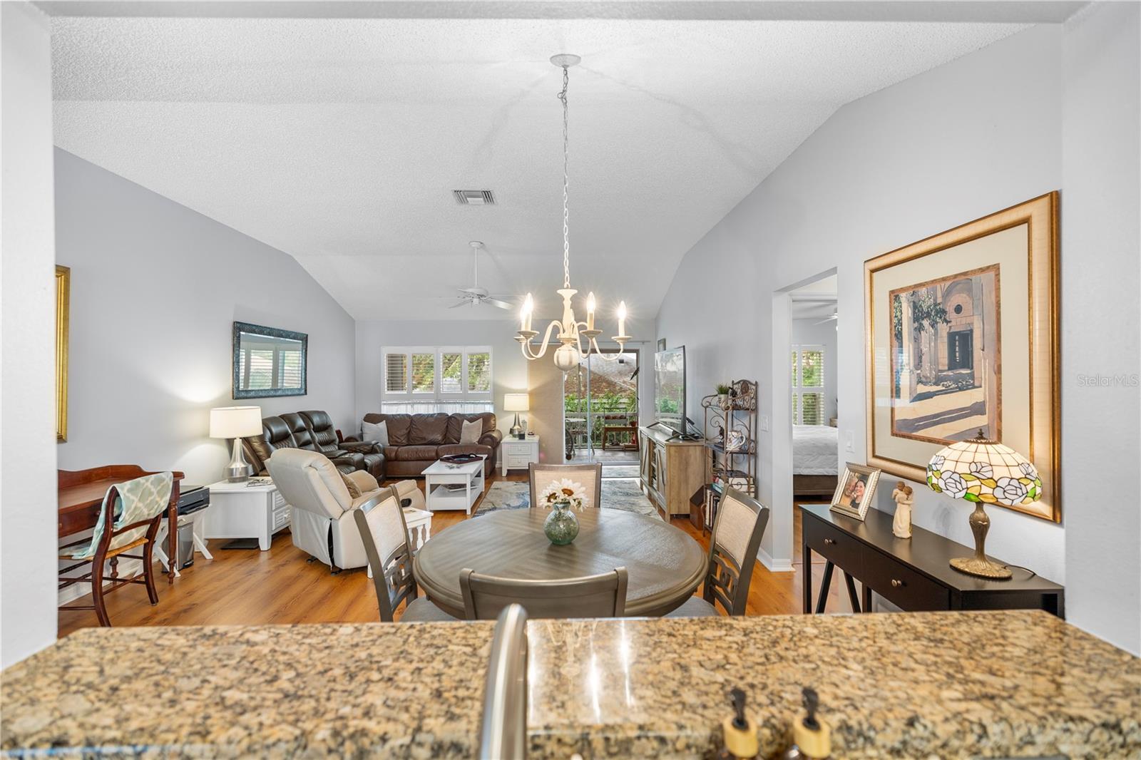 Image 13 of 37 For 121 Costa Mesa Drive