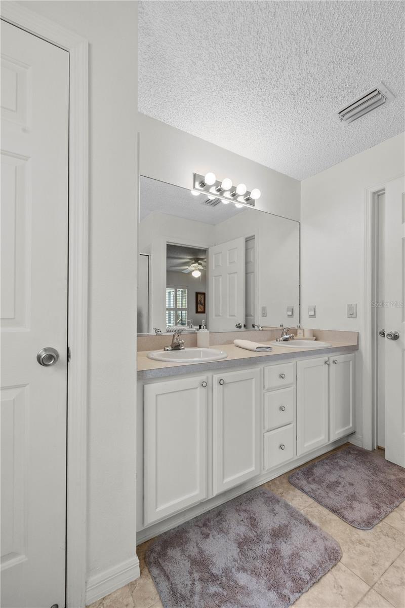 Image 23 of 37 For 121 Costa Mesa Drive