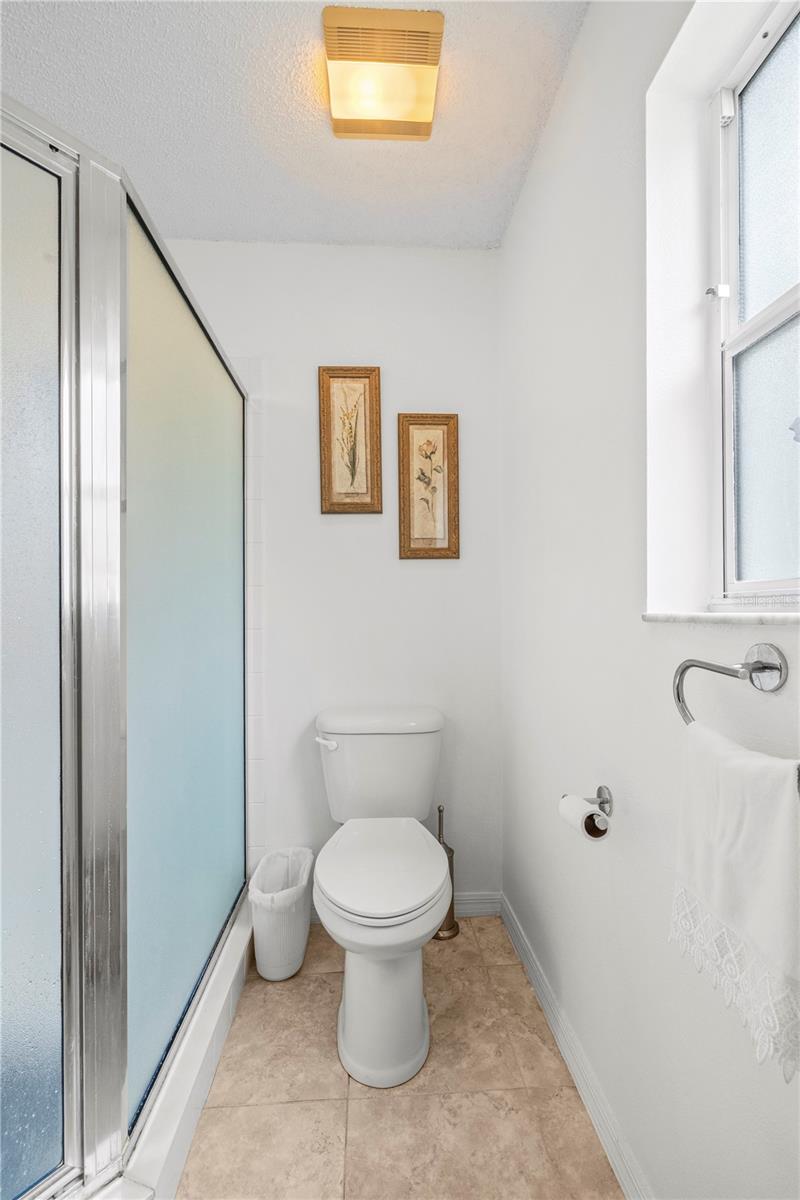 Image 24 of 37 For 121 Costa Mesa Drive