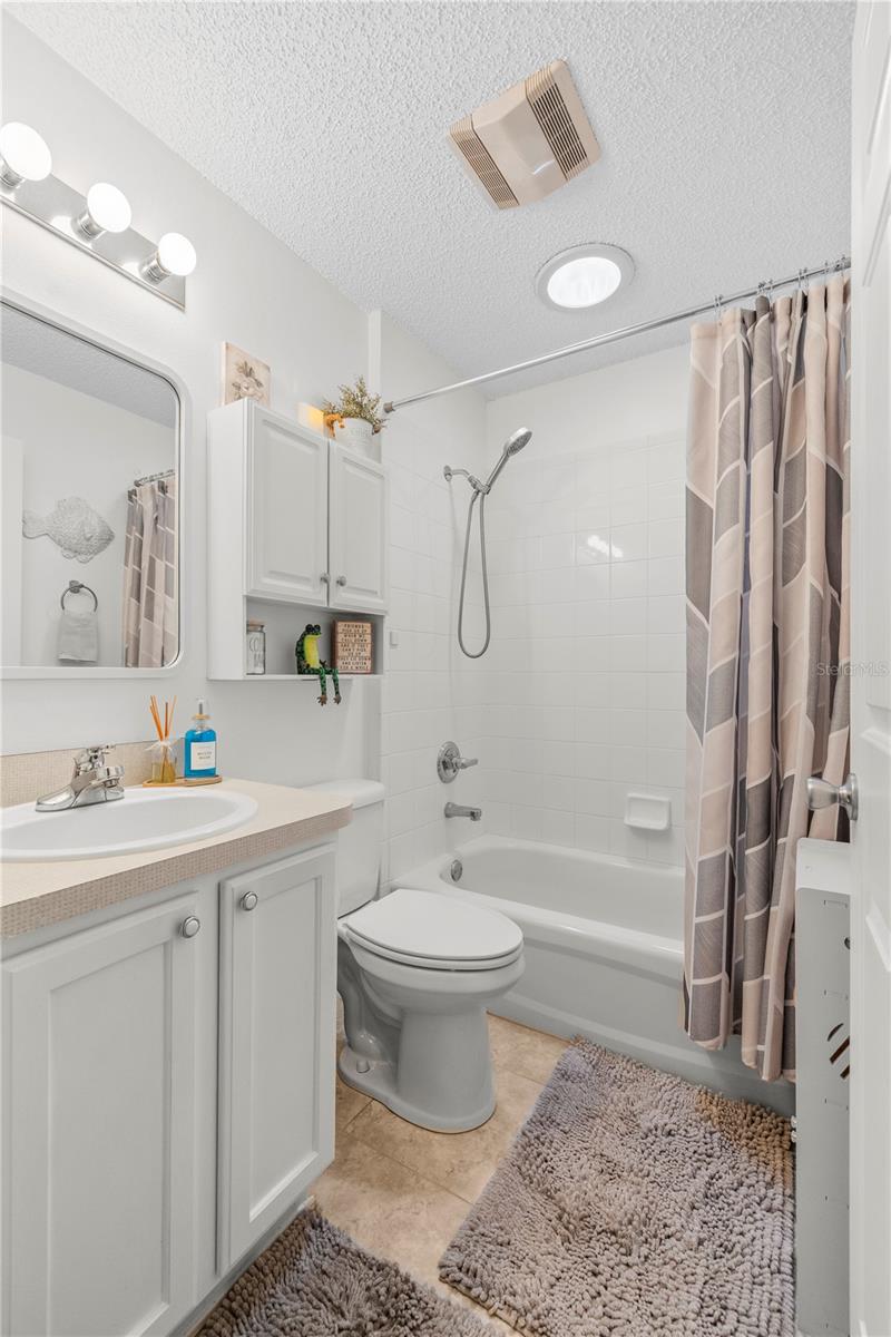 Image 29 of 37 For 121 Costa Mesa Drive