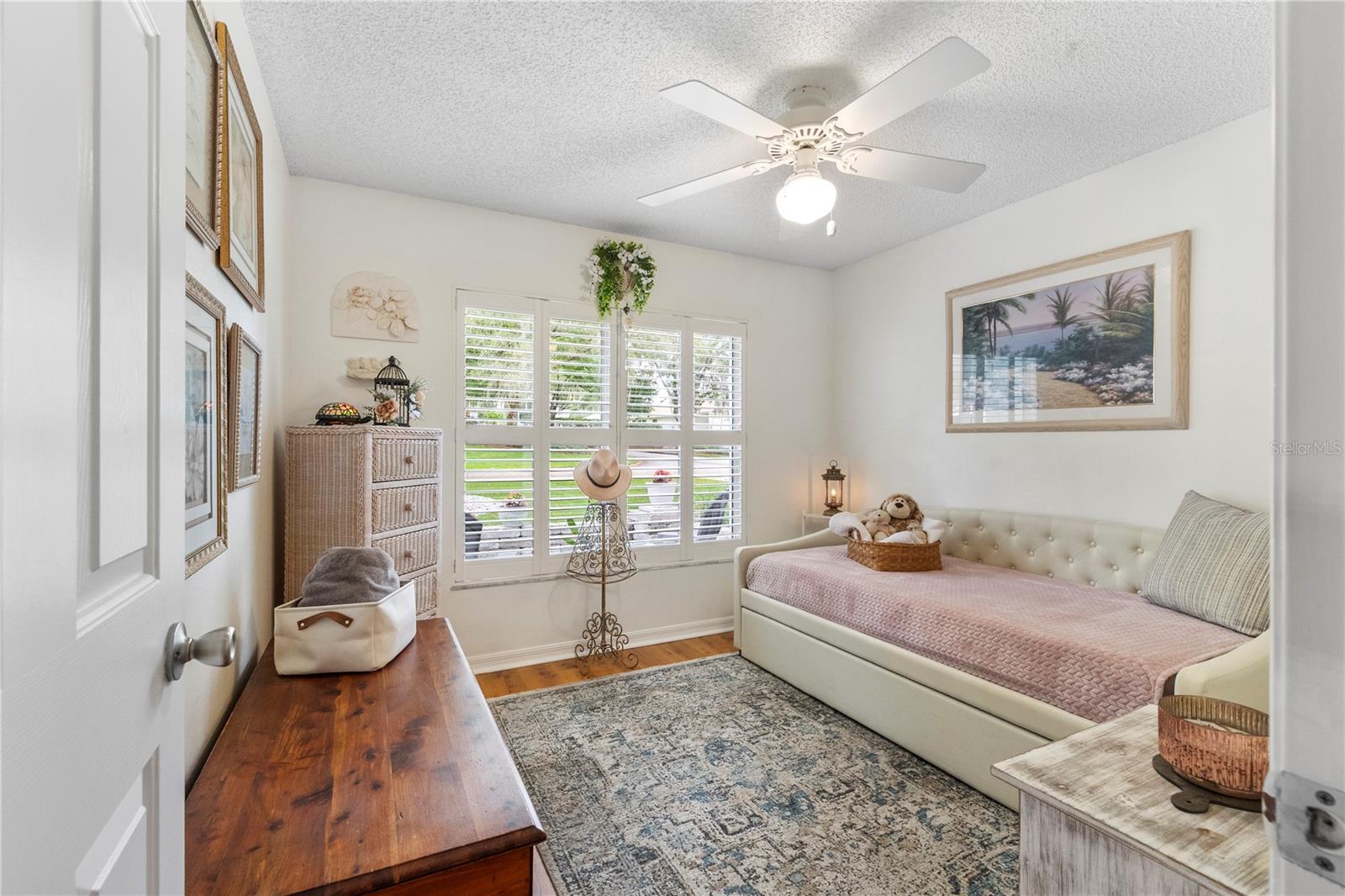 Image 30 of 37 For 121 Costa Mesa Drive