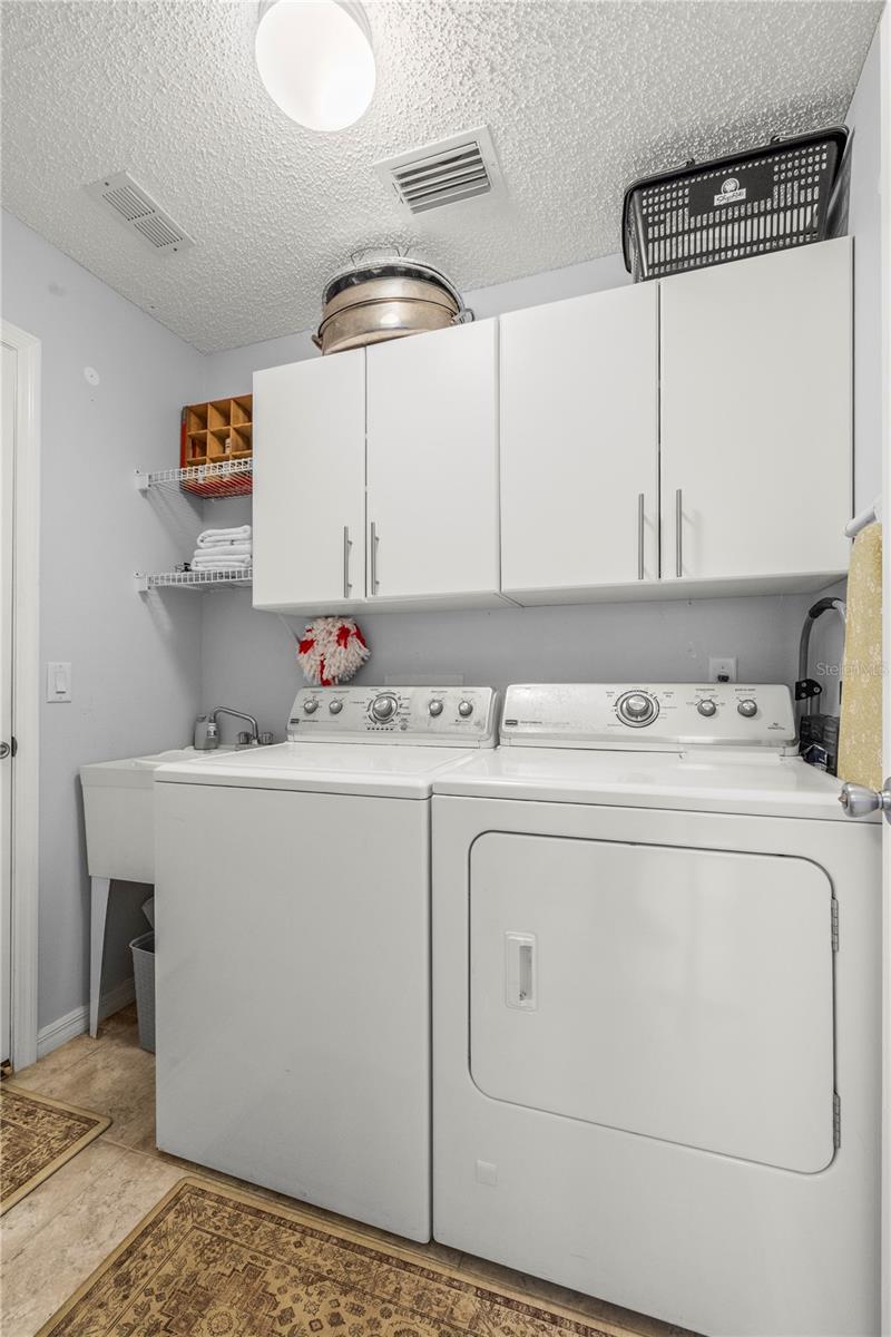 Image 33 of 37 For 121 Costa Mesa Drive