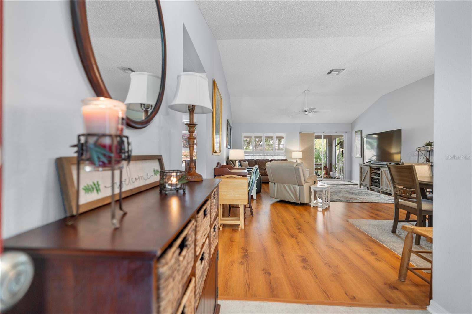 Image 7 of 37 For 121 Costa Mesa Drive