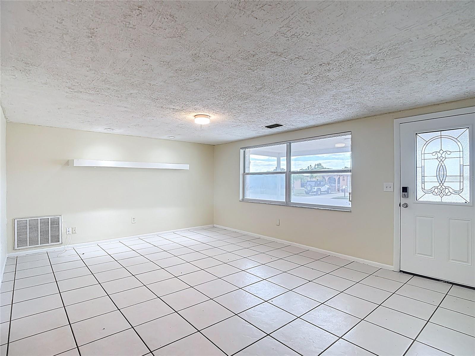 Image 11 of 48 For 7219 Gulf Highlands Drive