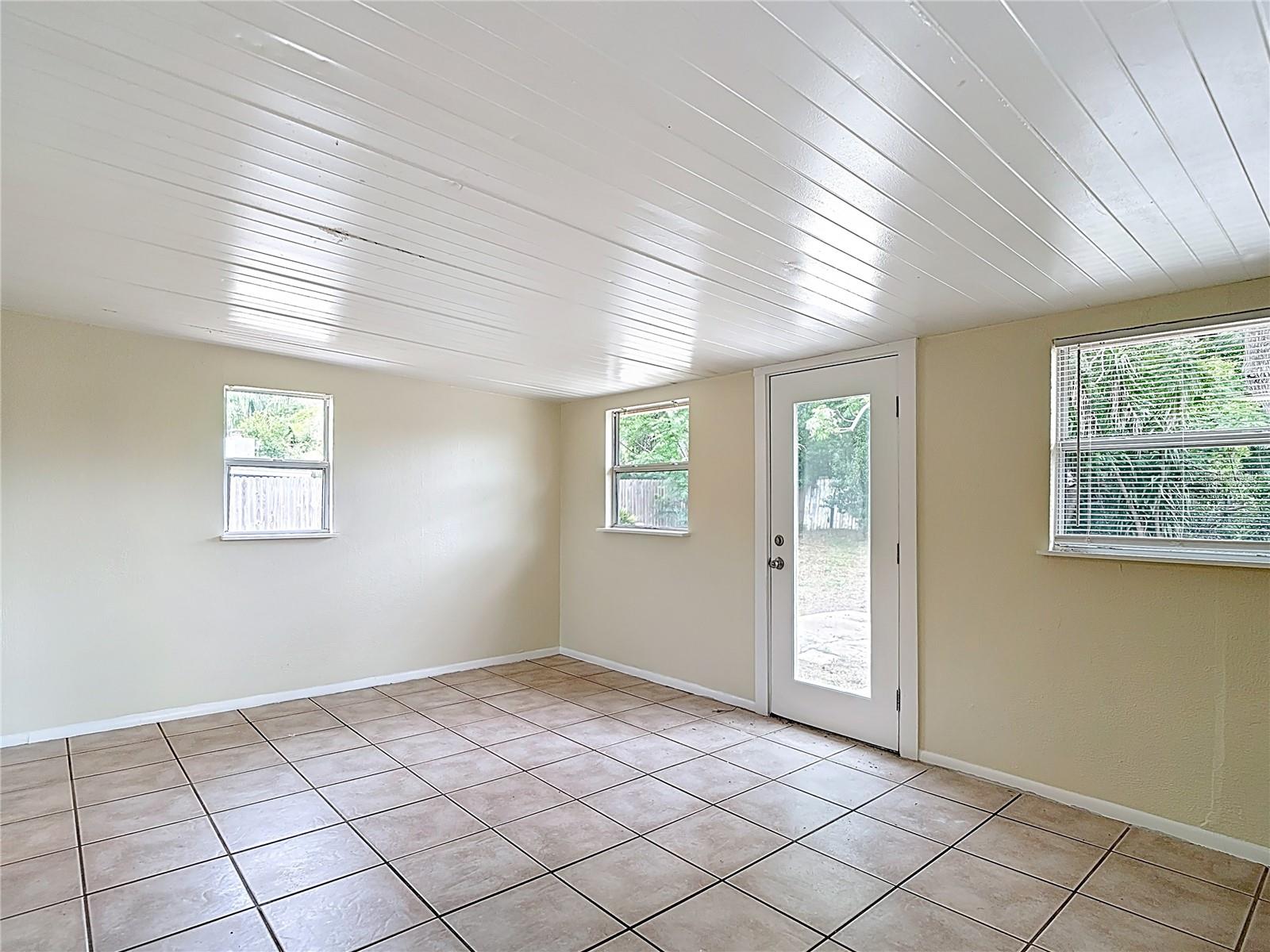 Image 22 of 48 For 7219 Gulf Highlands Drive