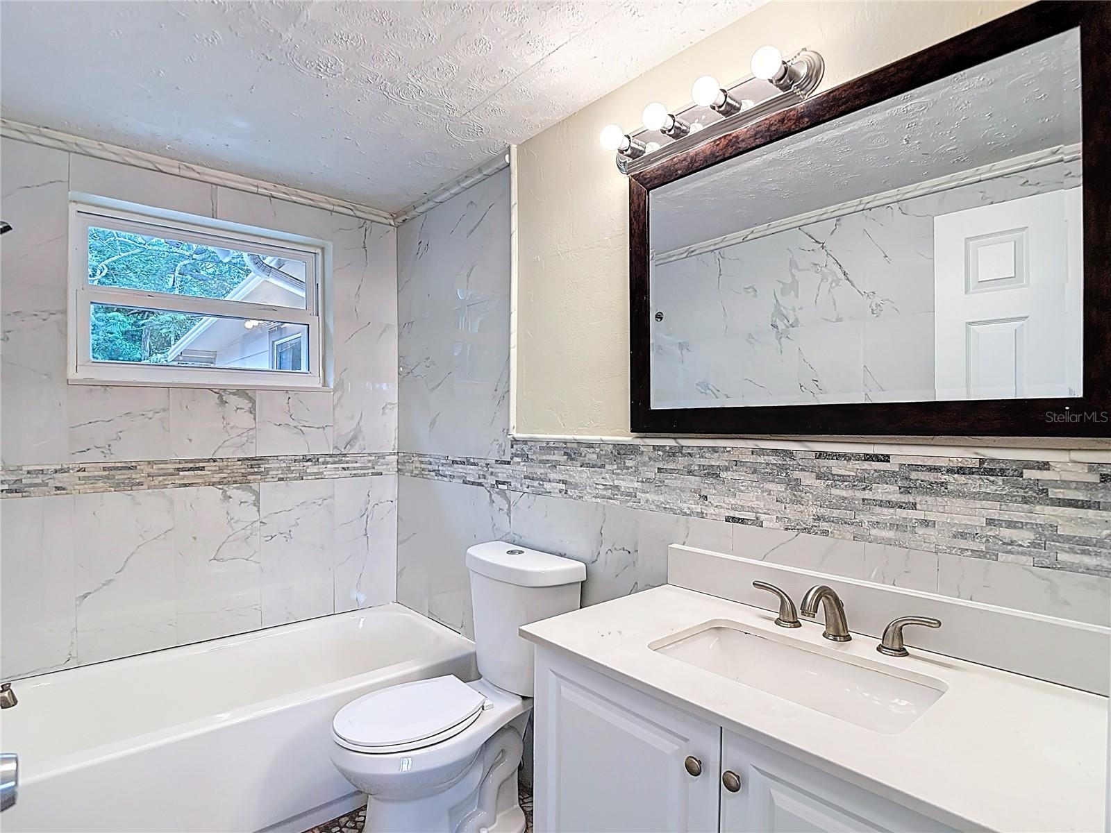 Image 36 of 48 For 7219 Gulf Highlands Drive