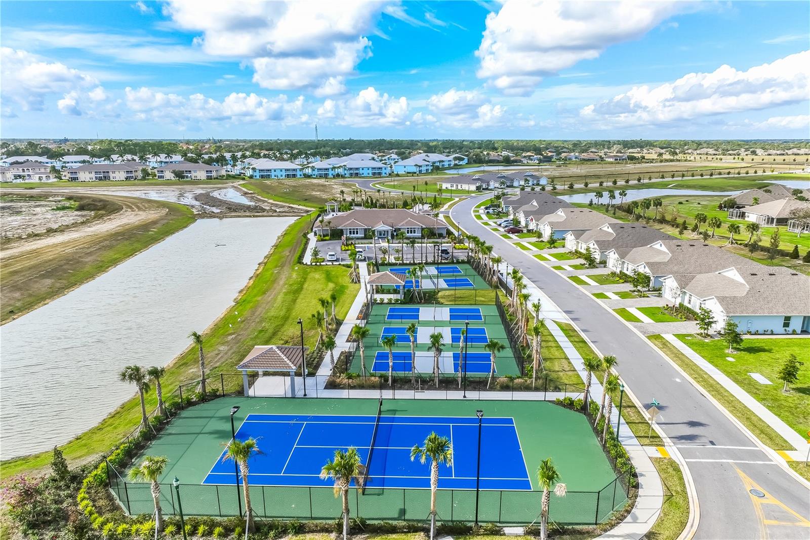 Image 26 of 28 For 4791 Schubert Trail