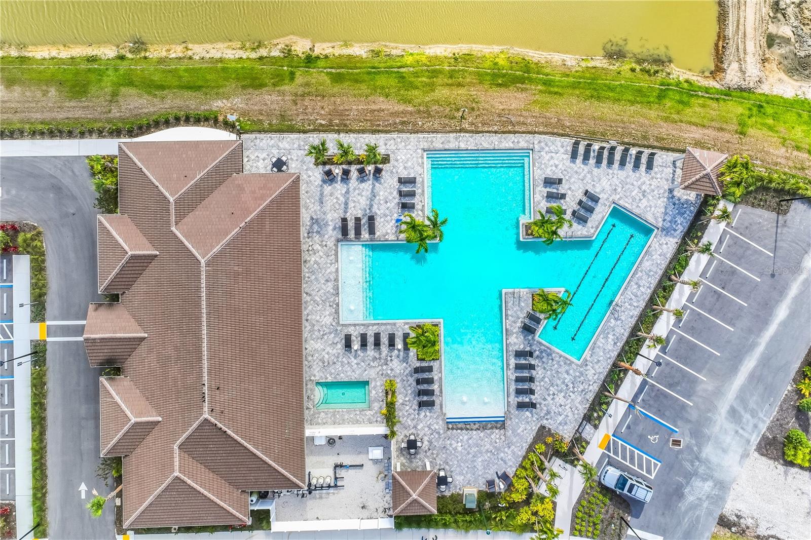 Image 25 of 28 For 4767 Schubert Trail