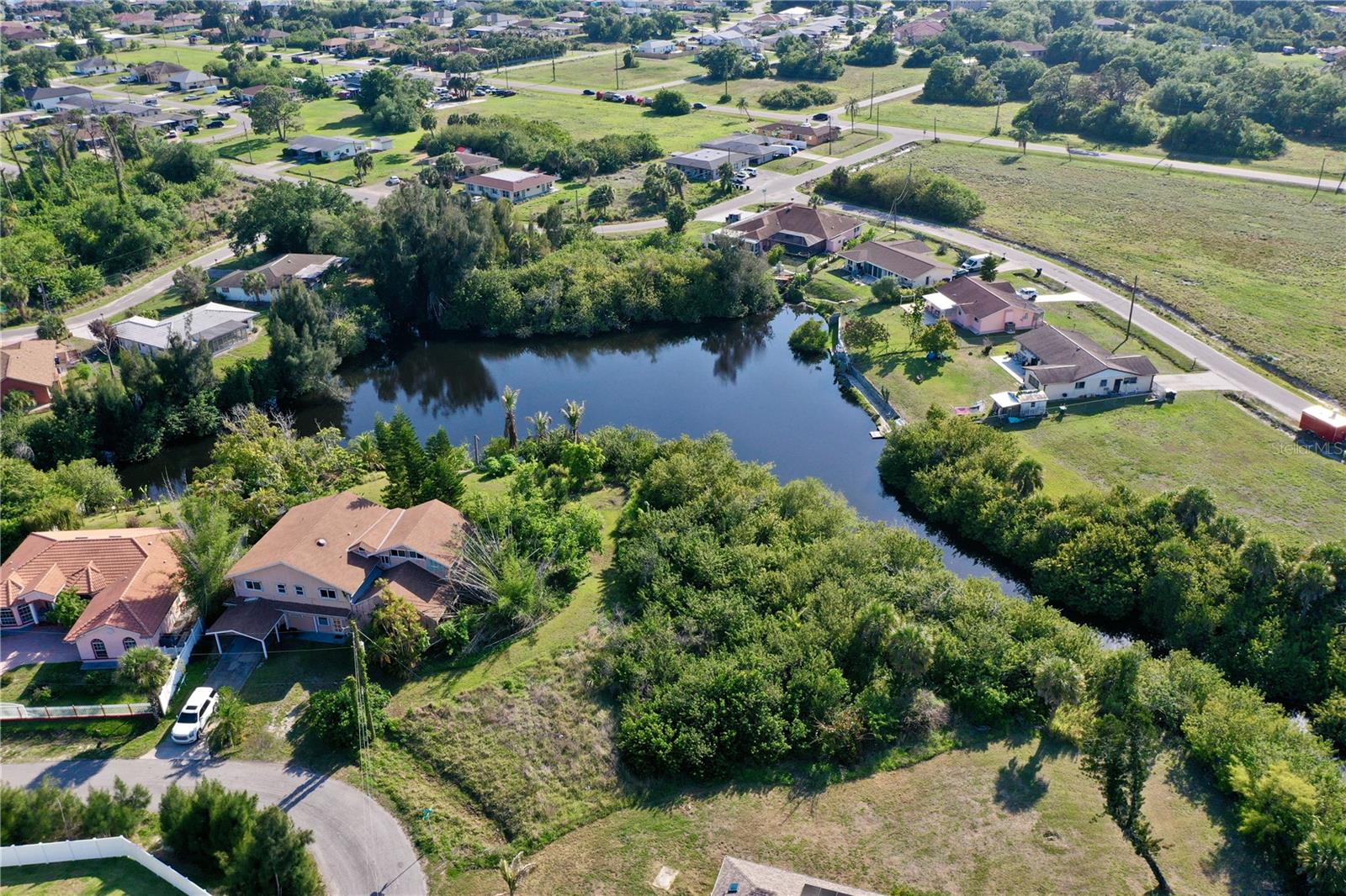 Image 18 of 23 For Monza Avenue