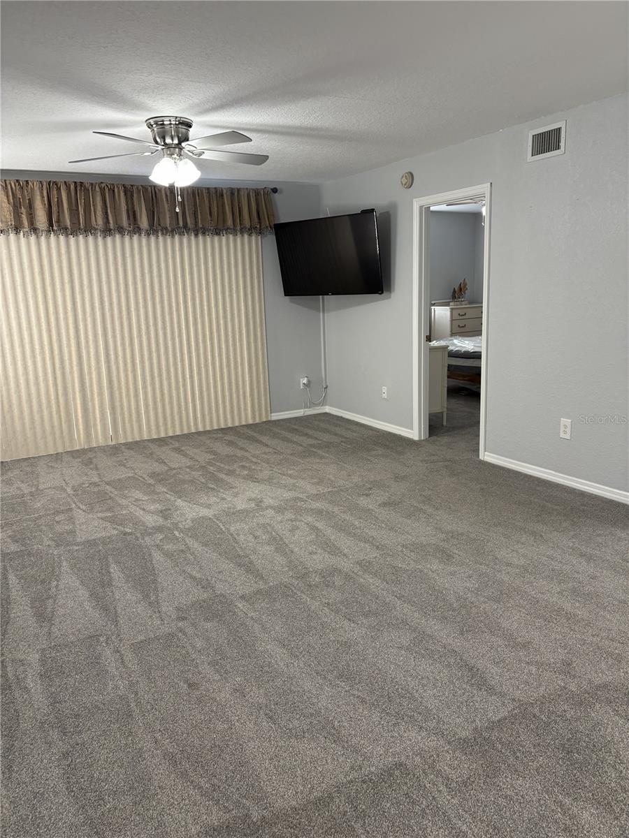 Image 7 of 28 For 175 Kings Highway A1