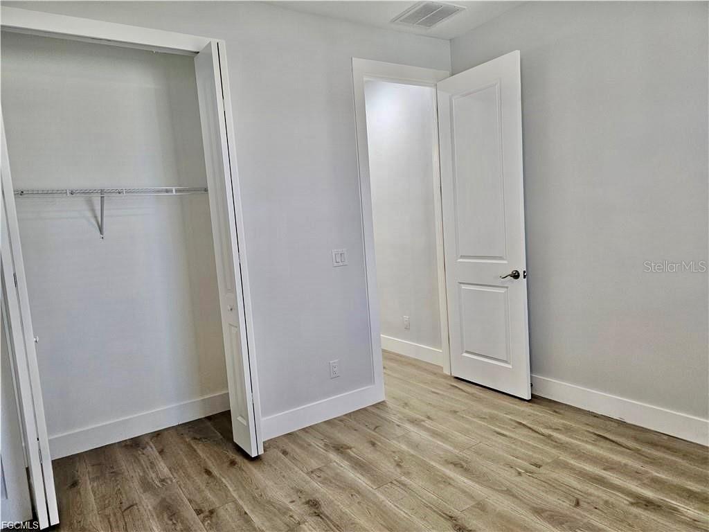 Image 17 of 48 For 1425 1st Street