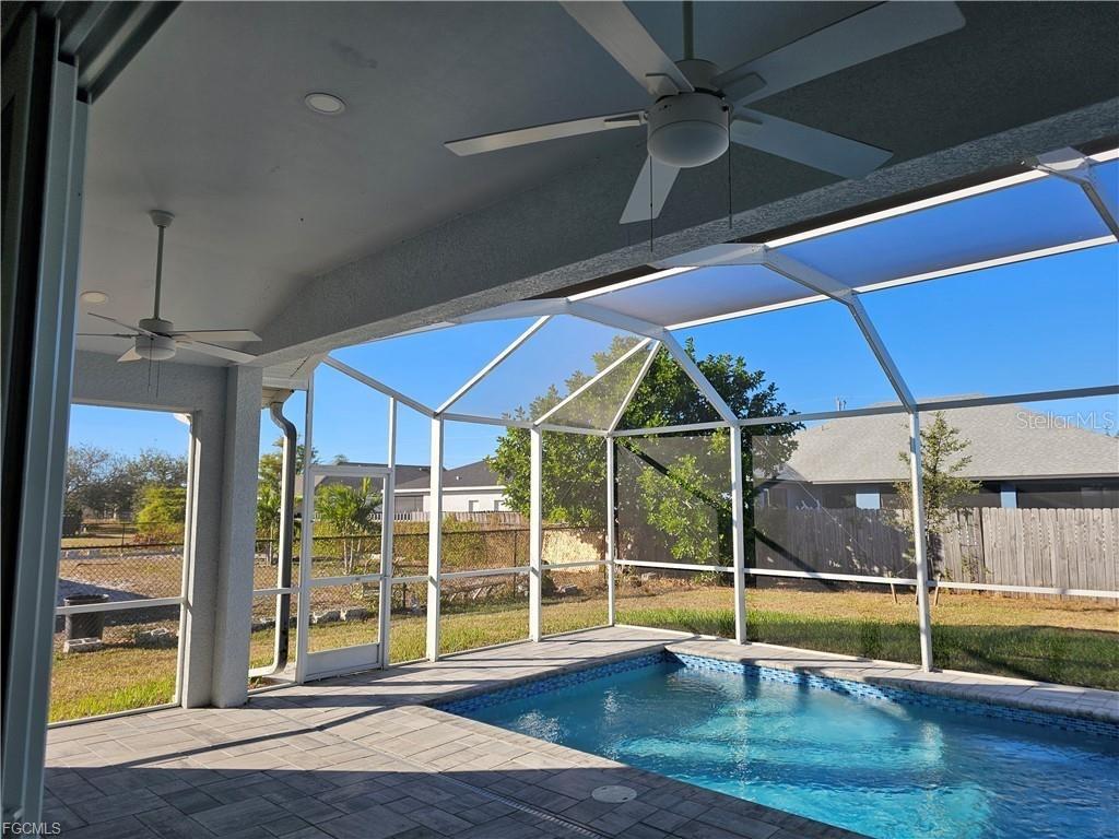 Image 36 of 48 For 1425 1st Street