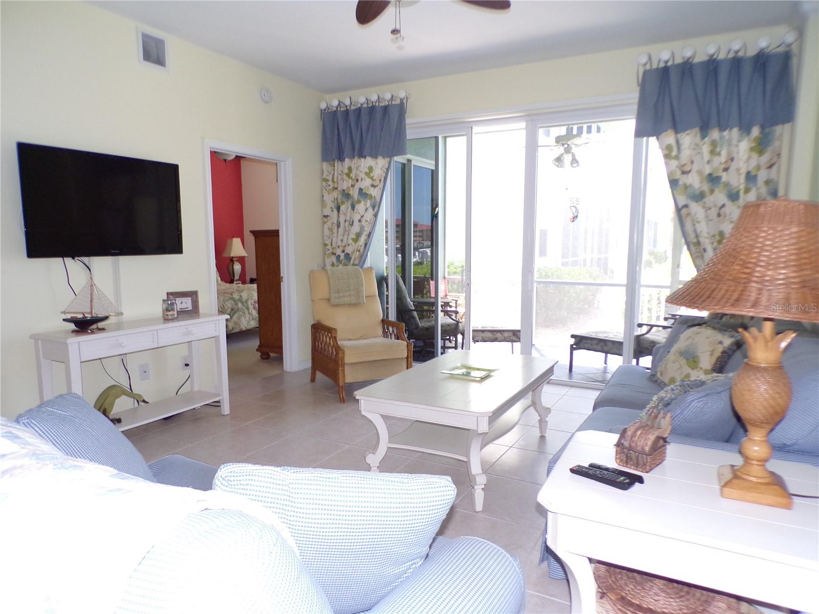 Image 3 of 44 For 1431 Aqui Esta Drive 411