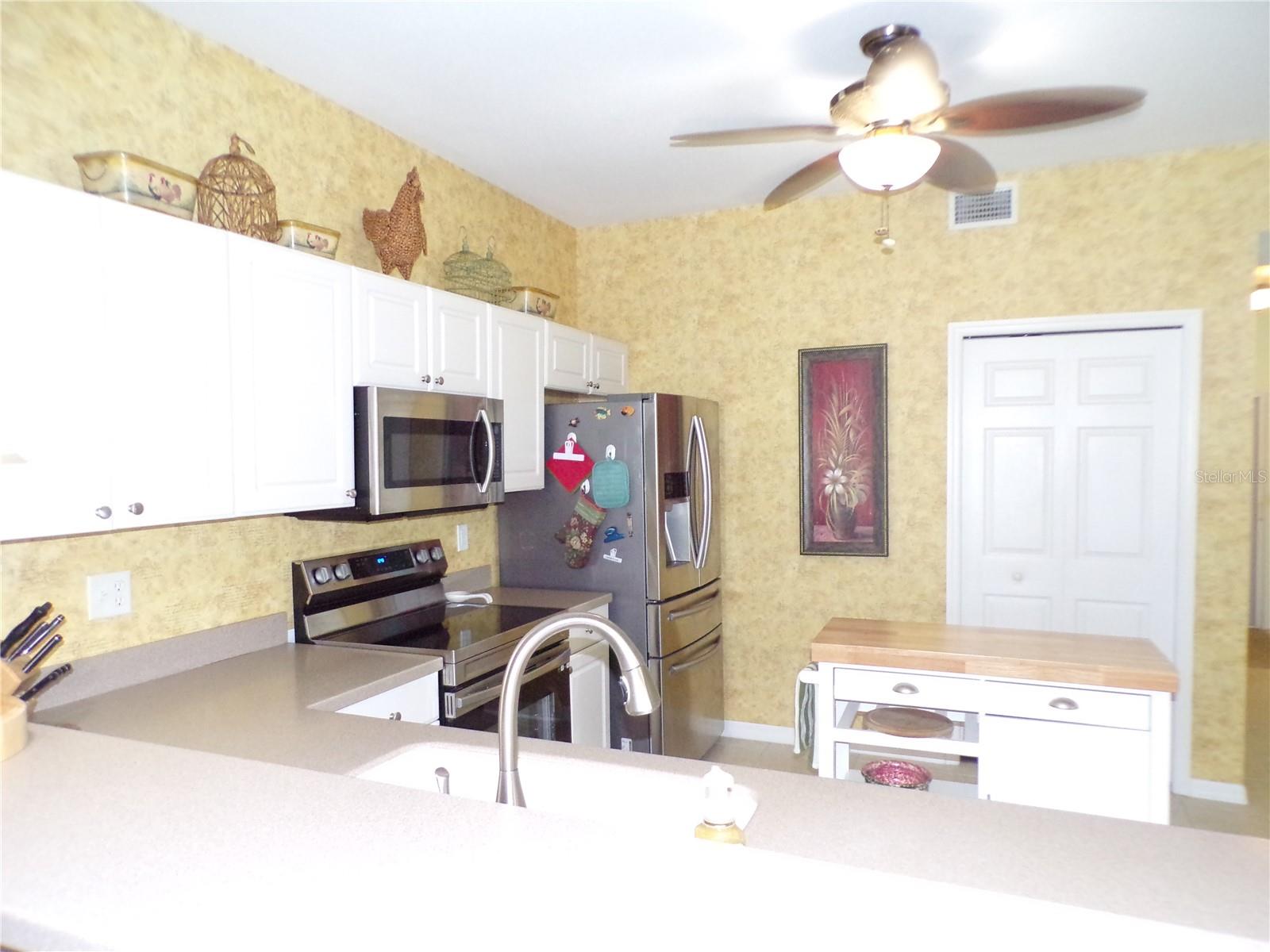 Image 5 of 44 For 1431 Aqui Esta Drive 411