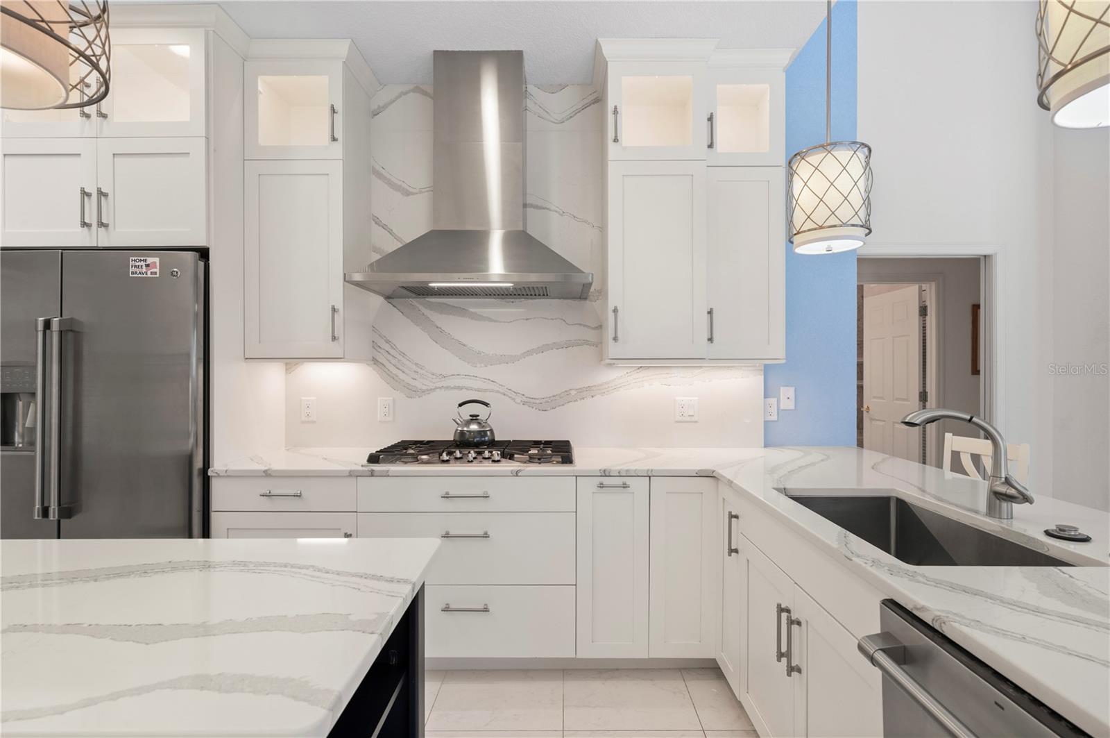 Image 12 of 53 For 5018 Captiva Court