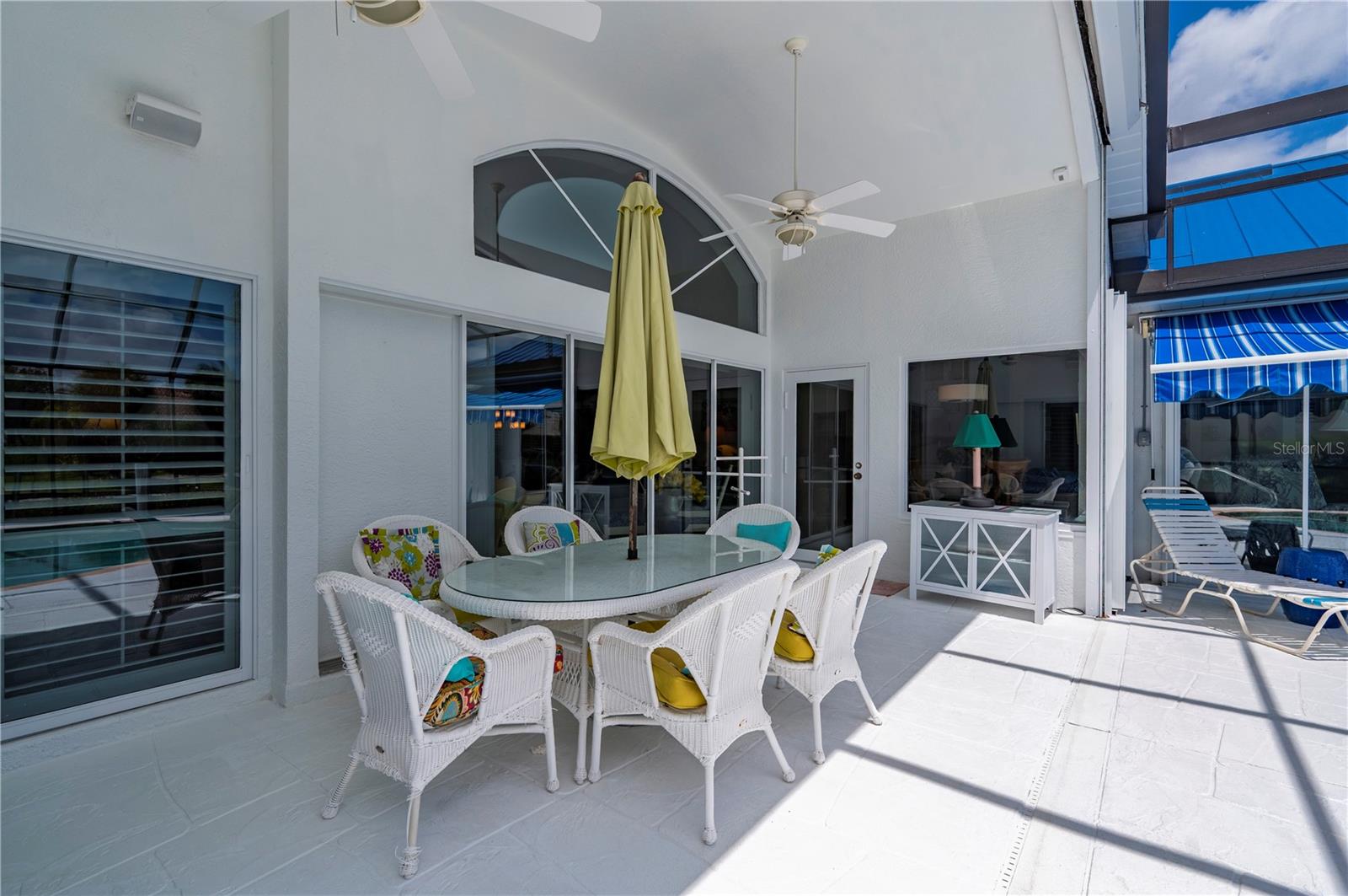 Image 38 of 53 For 5018 Captiva Court