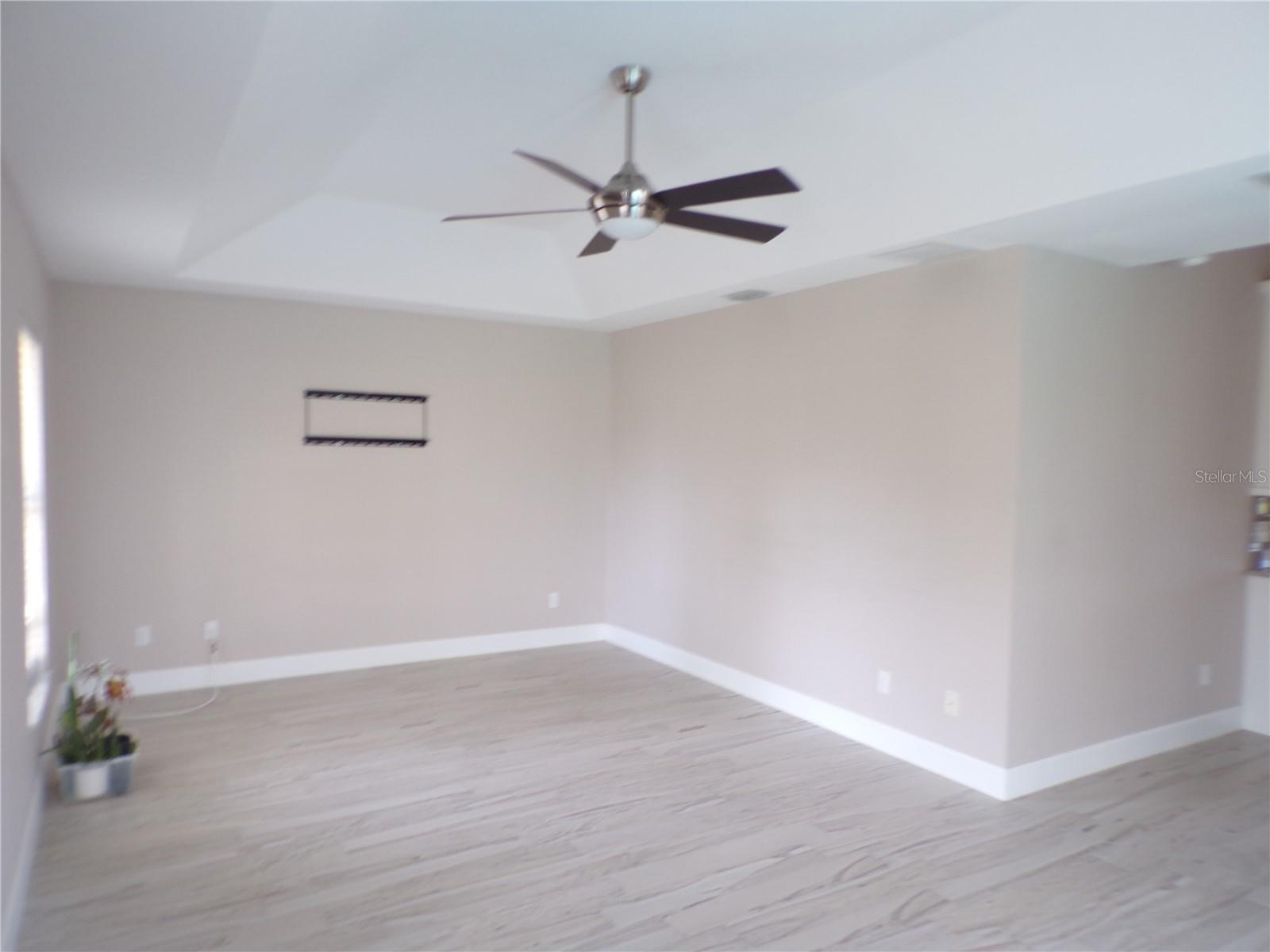 Image 10 of 41 For 4942 Ariton Road