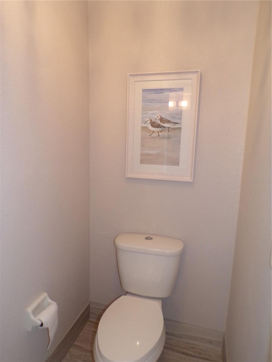 Image 19 of 41 For 4942 Ariton Road