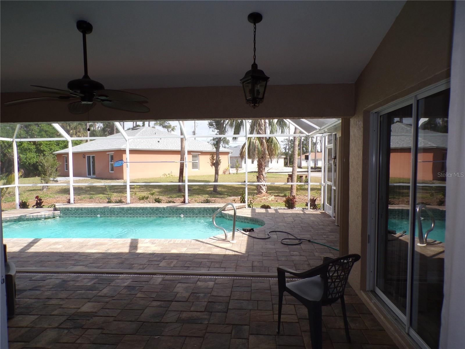 Image 21 of 41 For 4942 Ariton Road